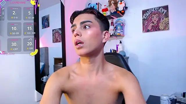 OwenBluee online show from February 2026 12:26:01 PM