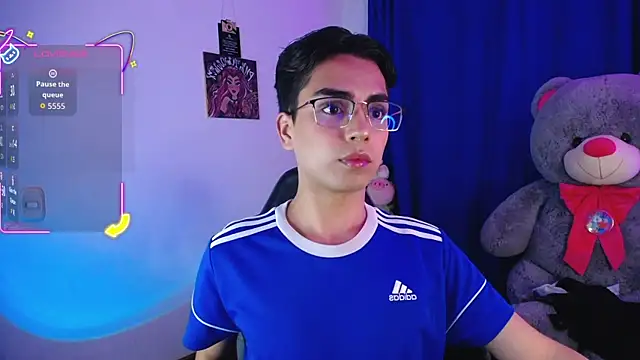 OwenBluee online show from July 2026 10:21:01 AM
