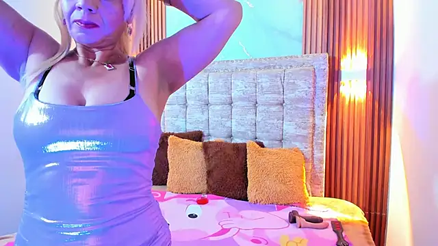 AnastasiaTaylor  online show from March 2025 03:12:01 AM