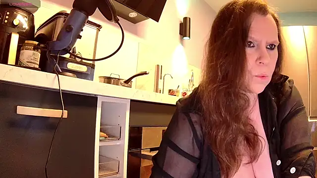 Endrocleia online show from March 2026 02:11:01 AM