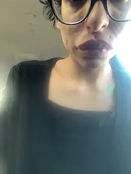 myloveforyouu online show from March 2026 11:30:02 PM