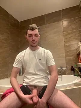 Snapshot of sule_333 chatting on January 2025 06:41:02 PM sule 333 online show from January 2025 06:41:02 PM