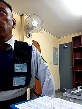 Snapshot of Romeoblues chatting on February 2025 06:10:02 AM Romeoblues online show from February 2025 06:10:02 AM