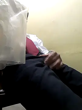 Snapshot of Romeoblues chatting on March 2025 06:46:02 AM Romeoblues online show from March 2025 06:46:02 AM