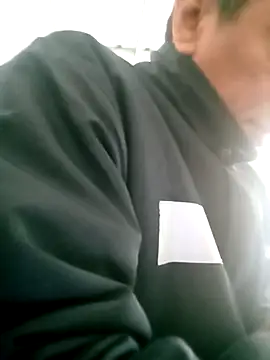 Snapshot of Romeoblues chatting on September 2025 01:16:02 PM Romeoblues online show from September 2025 01:16:02 PM