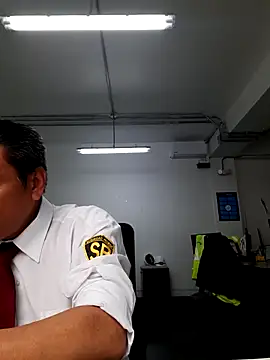 Snapshot of Romeoblues chatting on October 2025 01:21:01 PM Romeoblues online show from October 2025 01:21:01 PM