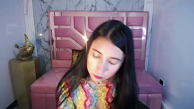 lizzyluk ch online show from February 2025 05:17:02 PM