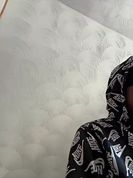 rayyymack online show from December 2025 02:22:01 PM