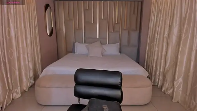 MariaHerrera  online show from December 2025 07:40:02 PM