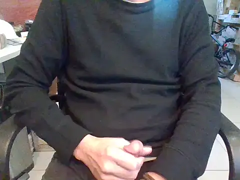 Raimundo1971 online show from April 2026 05:28:01 PM