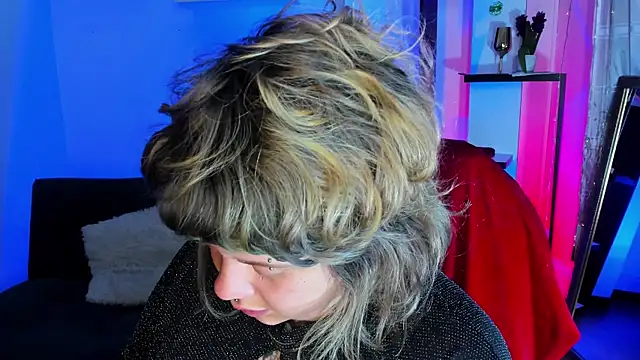 Sabrina scarlett online show from November 2025 06:16:02 AM