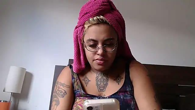 Snapshot of lolafairytail chatting on March 2026 12:55:01 PM lolafairytail online show from March 2026 12:55:01 PM