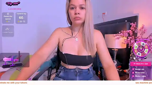 Snapshot of daniela_beauty chatting on June 2026 07:07:01 PM daniela beauty online show from June 2026 07:07:01 PM