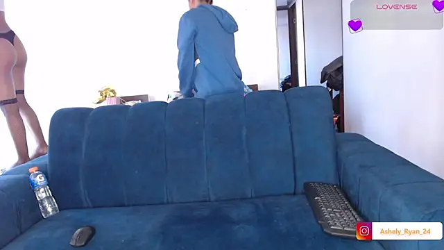ashely ryan24 online show from November 2025 09:37:02 PM