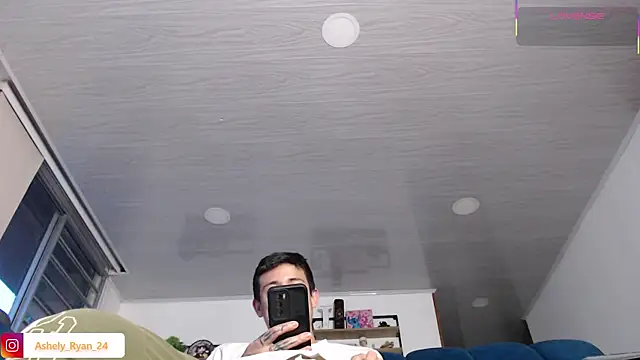 ashely ryan24 online show from March 2026 11:06:01 PM