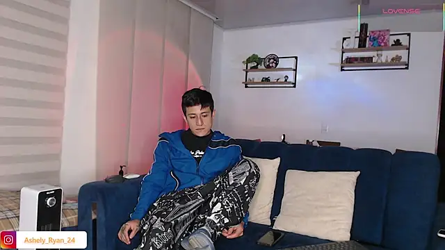 ashely ryan24 online show from April 2026 12:21:02 AM