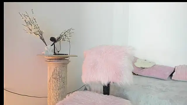  cat 18 online show from December 2025 12:07:01 AM