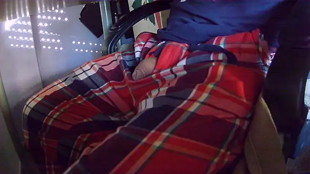 Snapshot of vladimirput4 chatting on December 2024 08:28:01 AM vladimirput4 online show from December 2024 08:28:01 AM