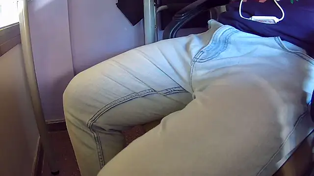 Snapshot of vladimirput4 chatting on February 2025 10:29:02 AM vladimirput4 online show from February 2025 10:29:02 AM