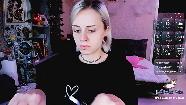 NaniMoore online show from November 2025 08:19:01 PM