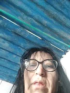 clarita 01 online show from December 2025 01:04:02 PM