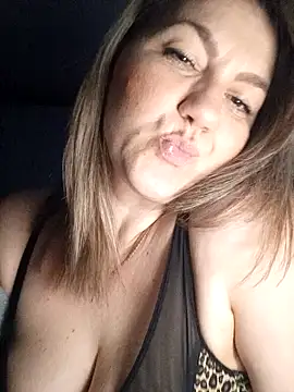 Snapshot of Ant0nina chatting on January 2025 10:26:01 PM Ant0nina online show from January 2025 10:26:01 PM