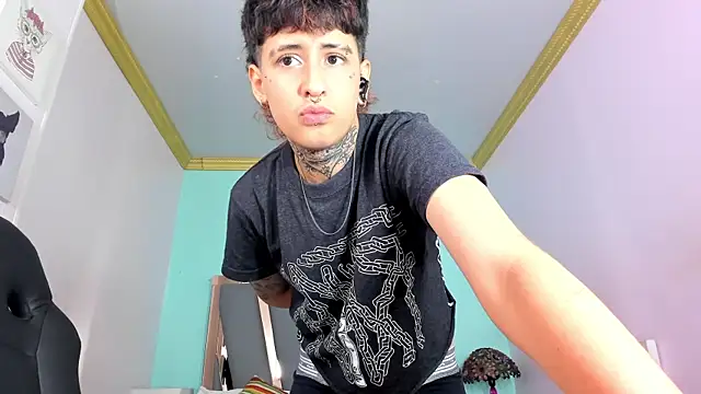 Snapshot of Ethan_lennox chatting on September 2025 08:35:01 PM Ethan lennox online show from September 2025 08:35:01 PM