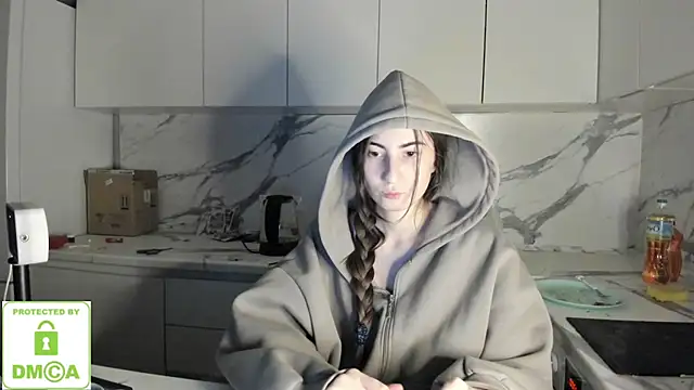 Snapshot of Ayesha_Thebestt chatting on January 2026 04:31:02 PM Ayesha Thebestt online show from January 2026 04:31:02 PM