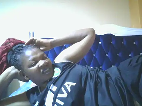 clakemmy250 online show from December 2024 09:06:02 PM