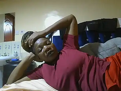 clakemmy250 online show from December 2024 08:38:02 PM