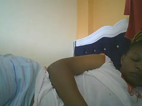 clakemmy250 online show from February 2025 09:10:01 PM