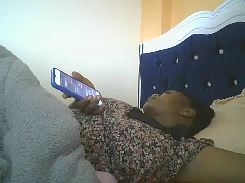 clakemmy250 online show from February 2025 09:03:02 PM