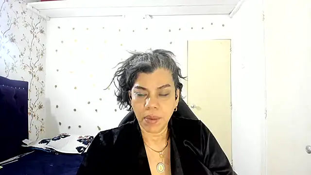 Snapshot of vikyadams chatting on June 2026 05:45:02 AM vikyadams online show from June 2026 05:45:02 AM