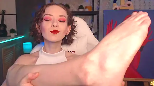 FascinatingEyess online show from February 2026 11:06:02 AM