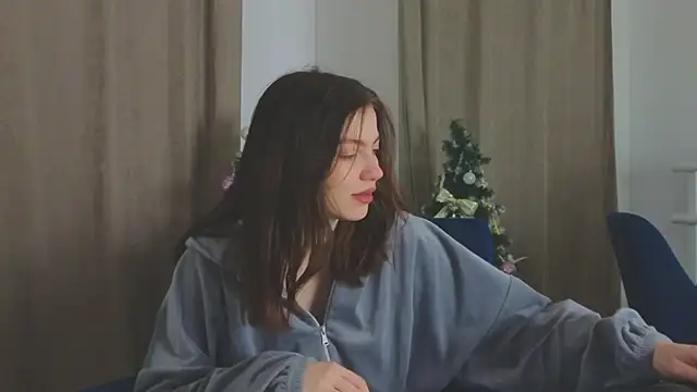 Snapshot of katty__cat chatting on December 2024 12:49:01 PM katty cat online show from December 2024 12:49:01 PM