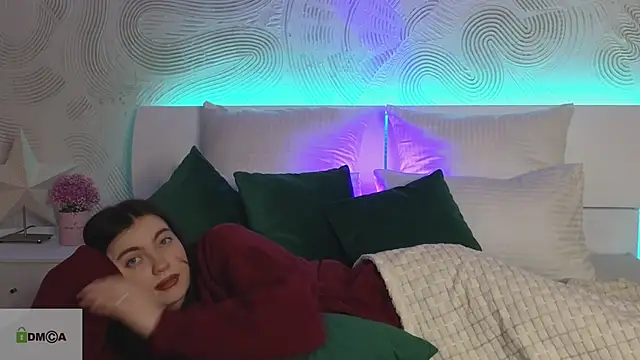 Snapshot of katty__cat chatting on January 2025 04:04:02 PM katty cat online show from January 2025 04:04:02 PM