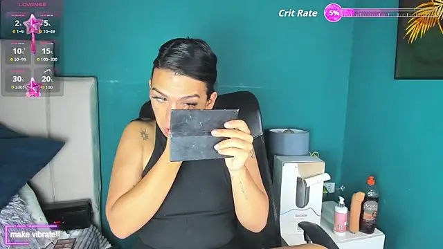 yossi peach cute online show from November 2025 08:23:02 PM