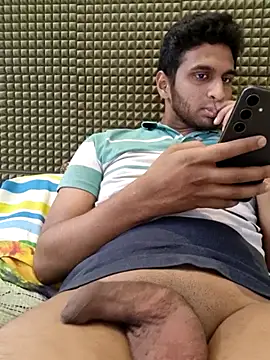 Snapshot of mykecockslong chatting on February 2026 11:33:01 AM mykecockslong online show from February 2026 11:33:01 AM