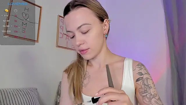 damn cutie online show from December 2025 04:47:01 PM