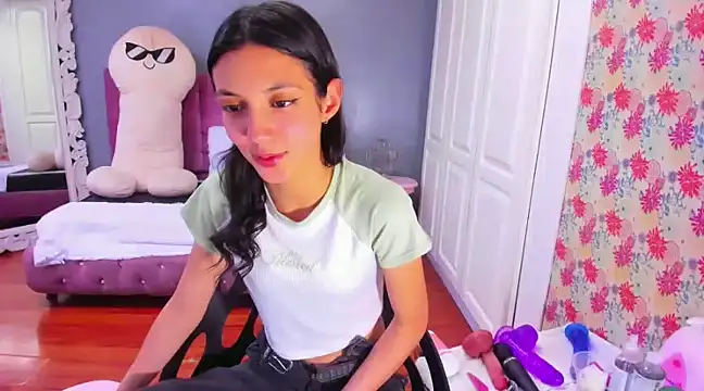 Snapshot of Iris_Stone_ chatting on January 2025 08:10:02 PM Iris Stone online show from January 2025 08:10:02 PM