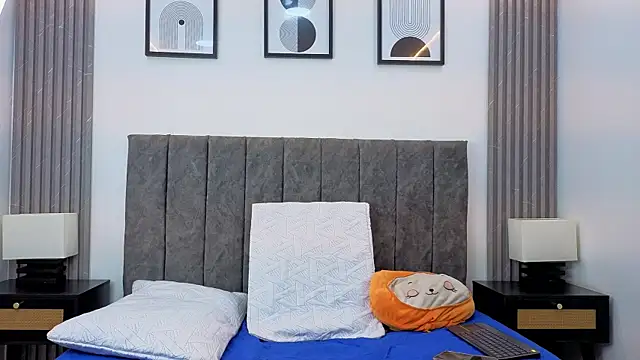 Snapshot of Luciana_Ortiz1 chatting on February 2026 01:17:01 PM Luciana Ortiz1 online show from February 2026 01:17:01 PM