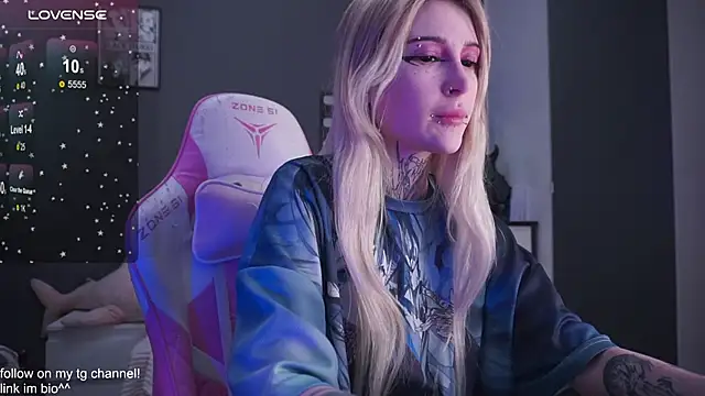 fraulein mooon online show from November 2025 10:53:02 PM