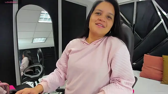 Ivanna18 x online show from September 2025 03:29:01 AM