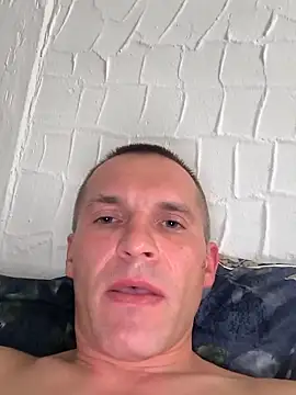 AttractiveSilk5 online show from October 2025 03:32:02 PM