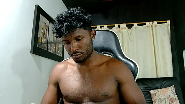 Snapshot of Black_indiian chatting on December 2025 05:52:01 PM Black indiian online show from December 2025 05:52:01 PM