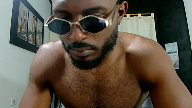 Snapshot of Black_indiian chatting on February 2026 04:01:01 PM Black indiian online show from February 2026 04:01:01 PM