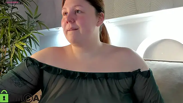 Ruth Oliver online show from March 2026 01:06:02 AM