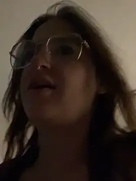 Snapshot of SafeinouterSpace chatting on November 2025 09:04:01 AM SafeinouterSpace online show from November 2025 09:04:01 AM