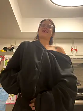 Snapshot of SafeinouterSpace chatting on December 2025 07:58:02 AM SafeinouterSpace online show from December 2025 07:58:02 AM