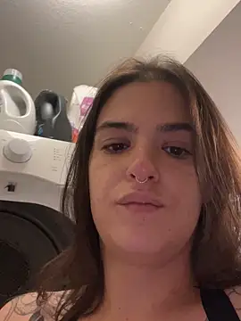 Snapshot of SafeinouterSpace chatting on February 2026 12:53:01 AM SafeinouterSpace online show from February 2026 12:53:01 AM